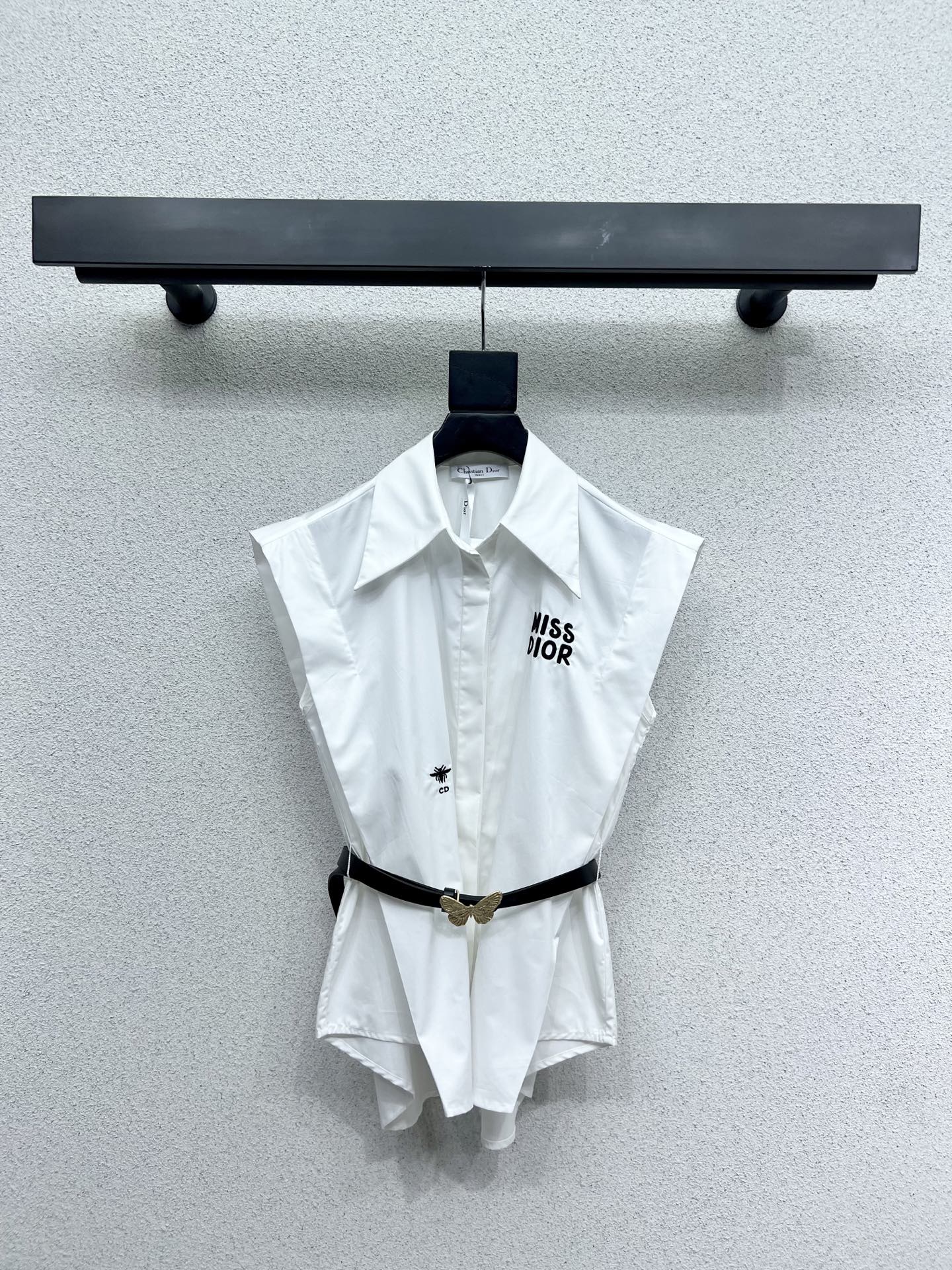 DIO25SS White Shirt with Belt