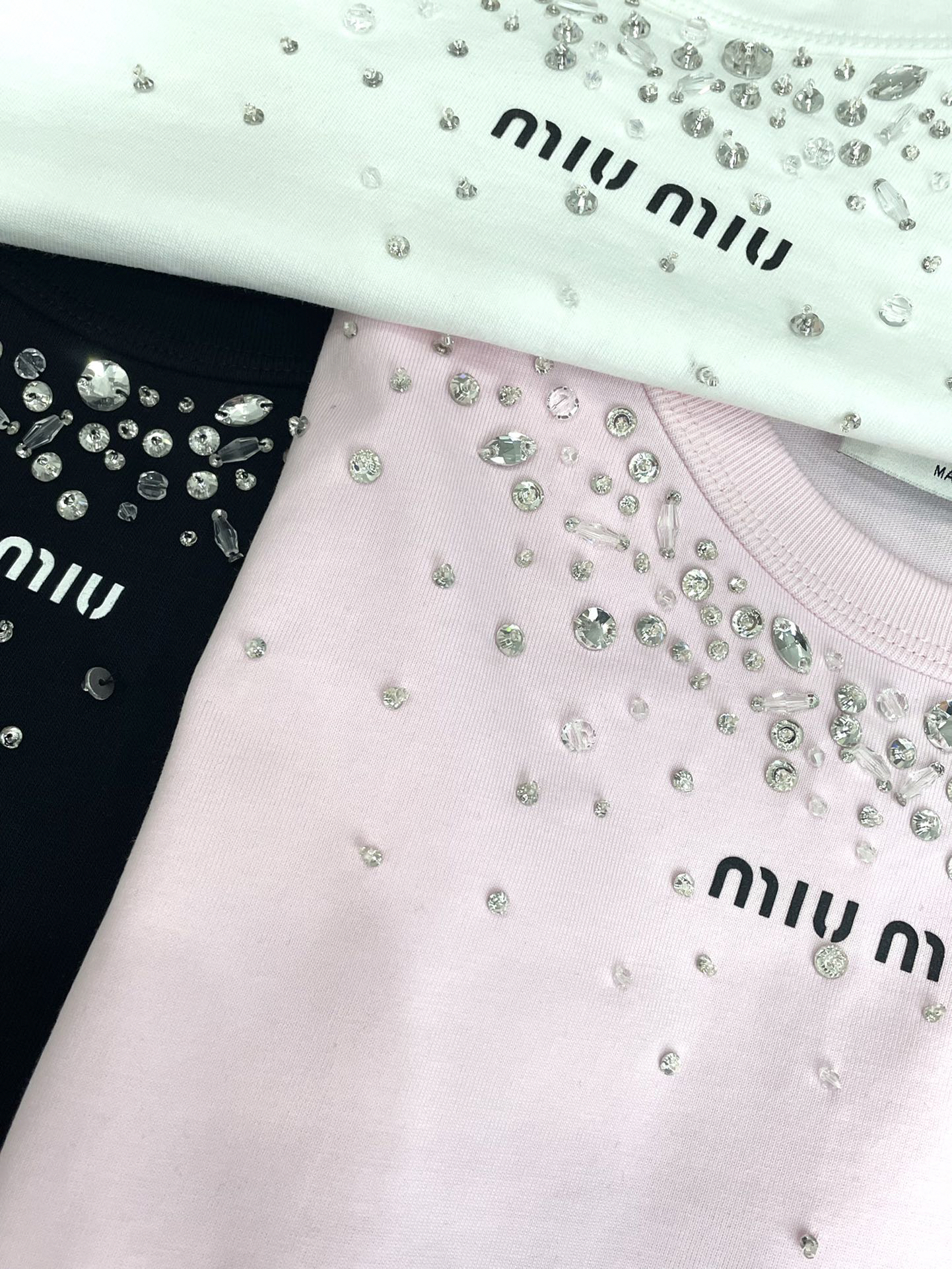 MIU25SS Handmade Starry Star Beaded Pattern Letter Short T-Shirt