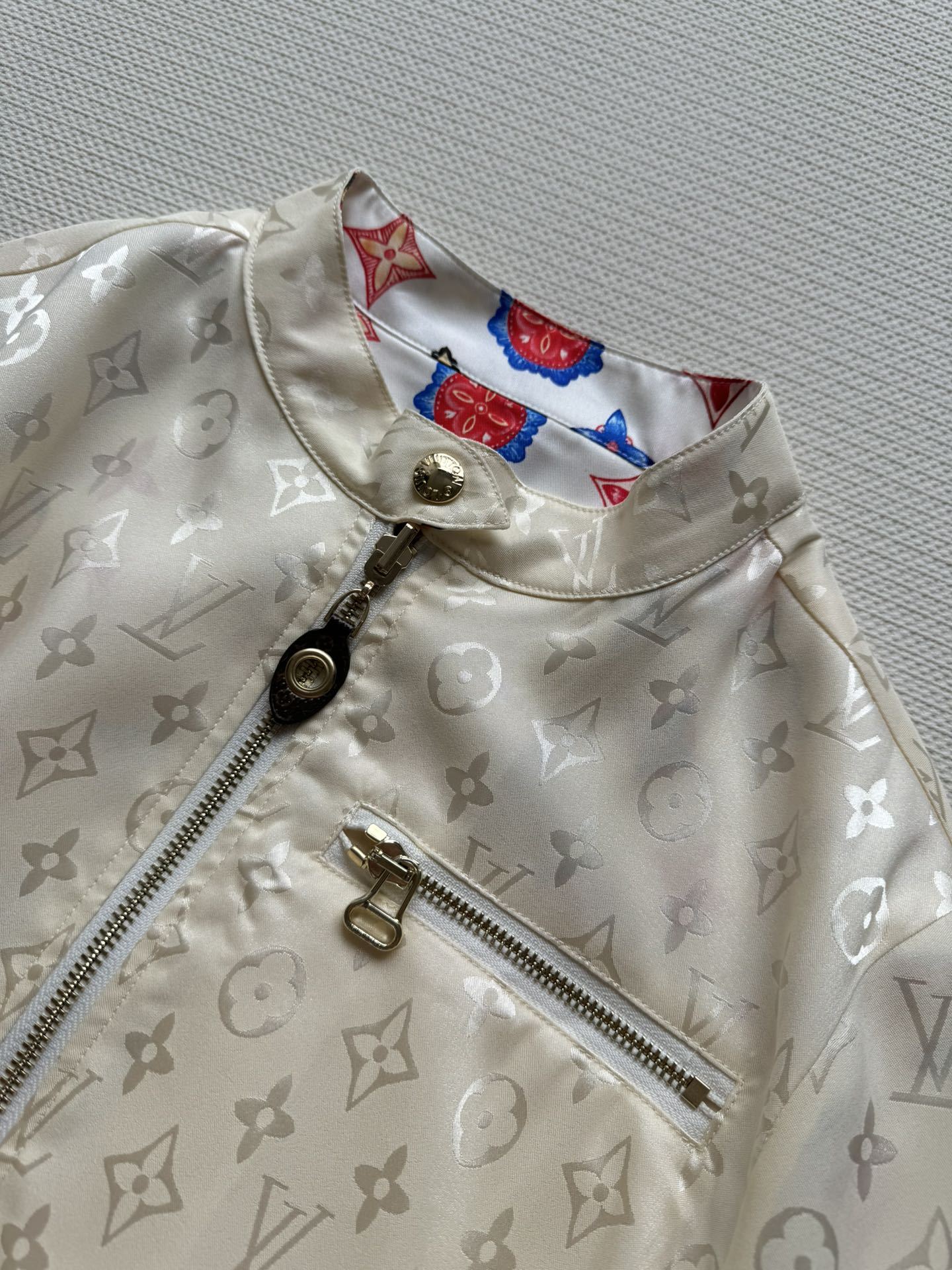 Louis vuit25SS stand-up collar double-sided printed design silk jacket