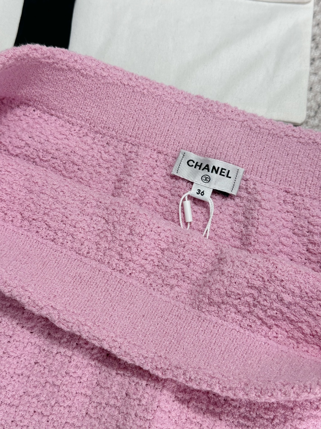 CHANE25SS Woven Trim Half Skirt