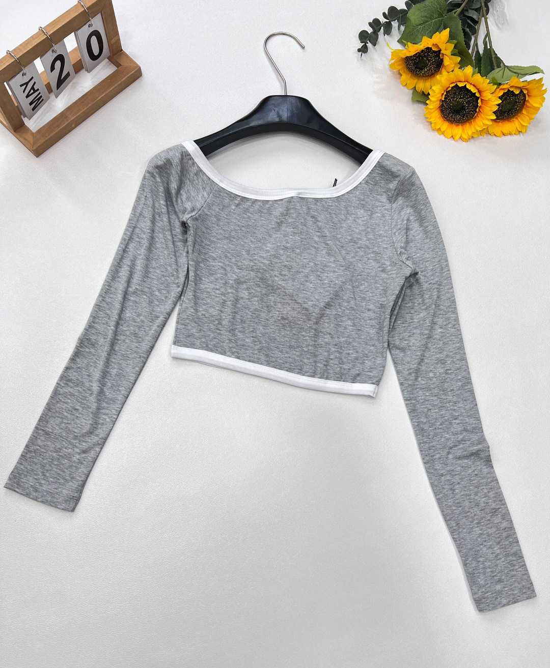 MIU25SS Sailboat Letter Embroidery Short Raglan T-Shirt