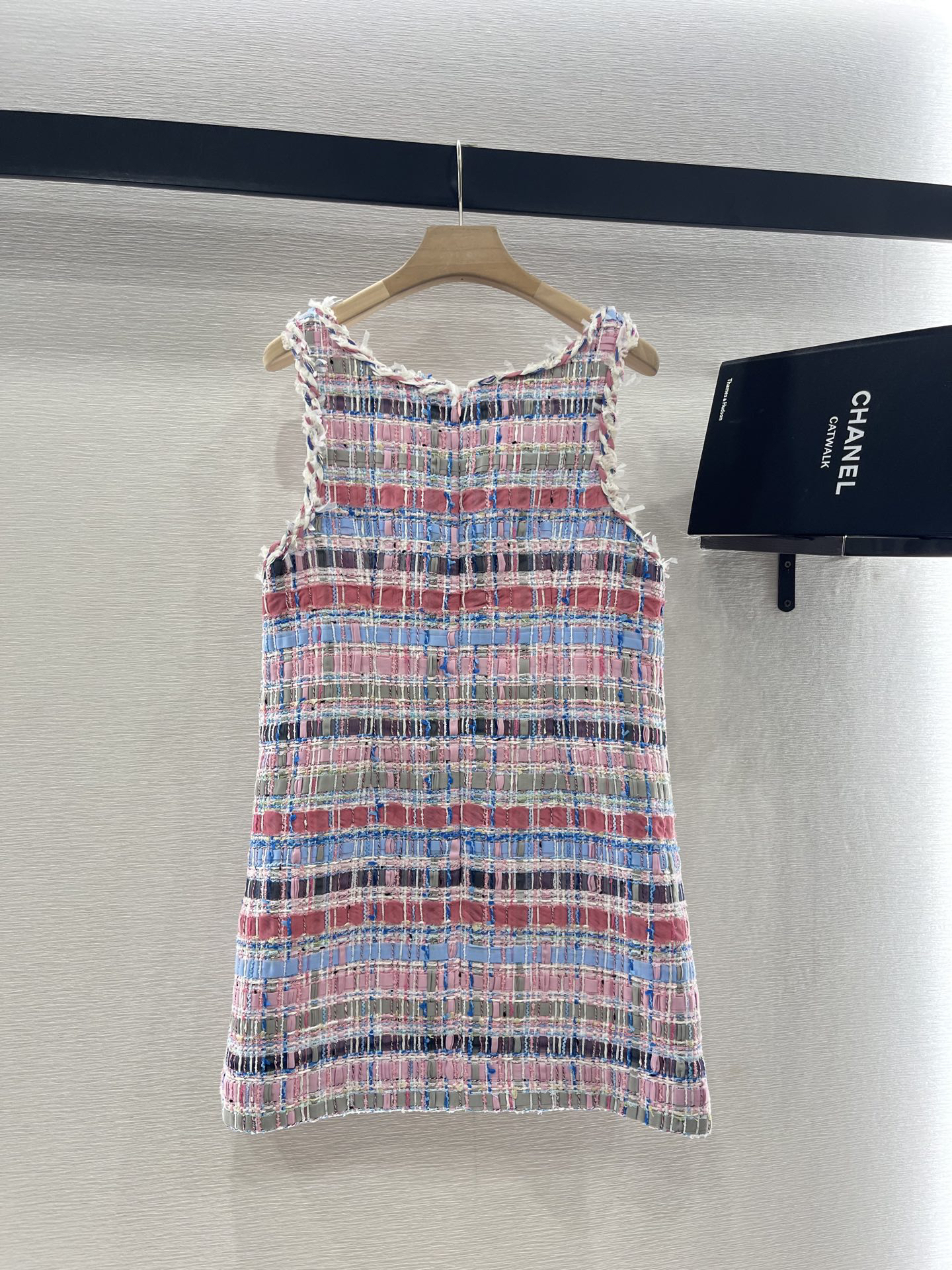 CHANE25SS Colorful Woven Vest Skirt