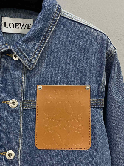LOE25SS leather embossed logo denim jacket
