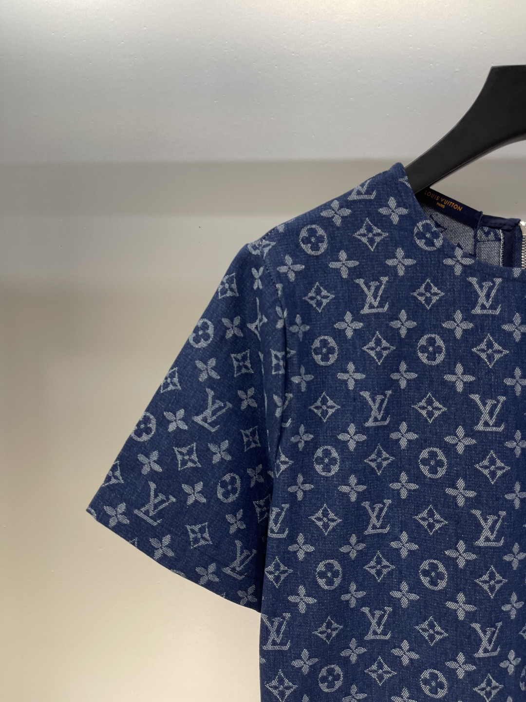 LU25SS Rhinestone Round Neck Short Sleeve Denim Dress