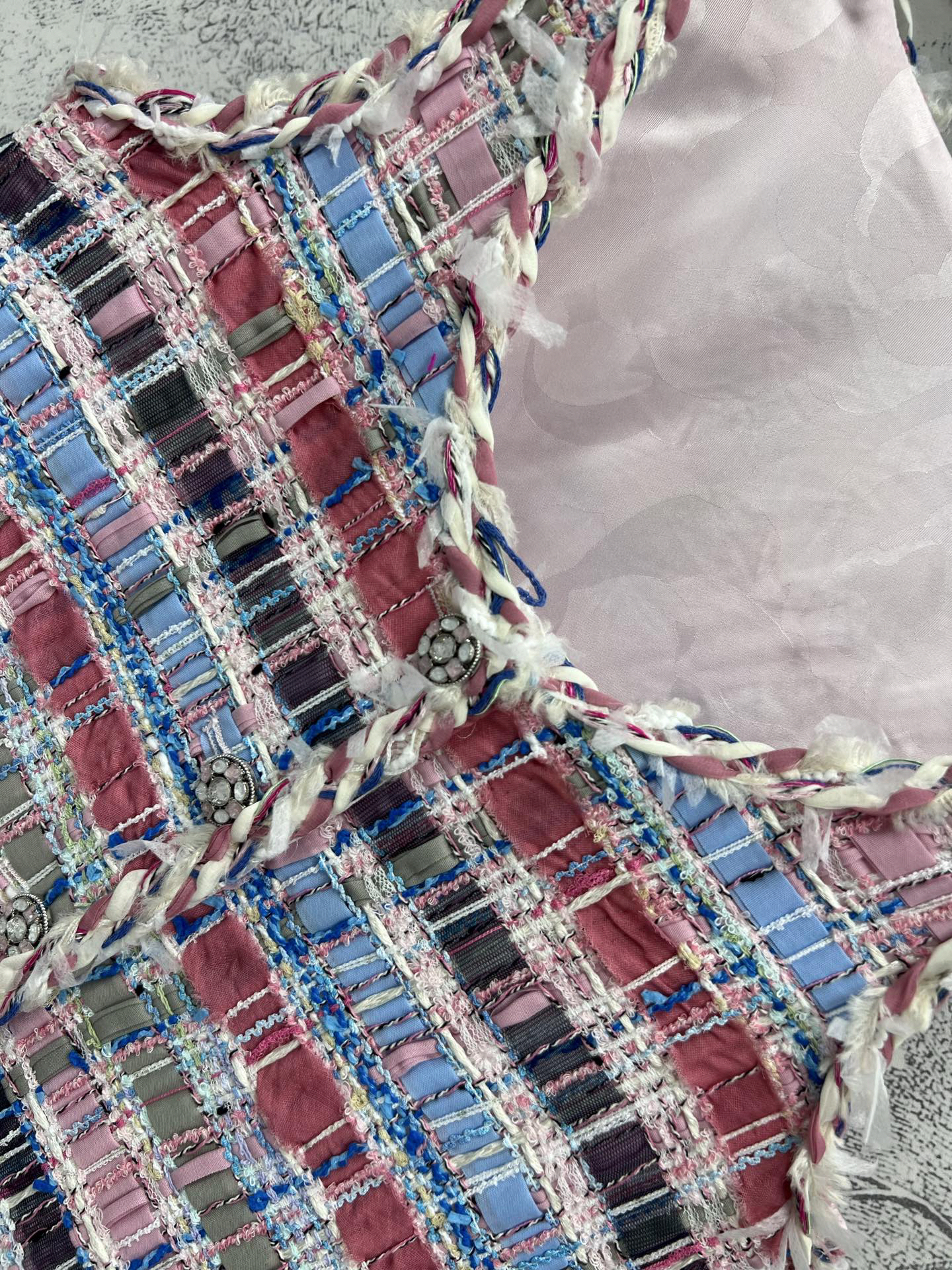 CHANE25SS Colorful Woven Tweed Vest