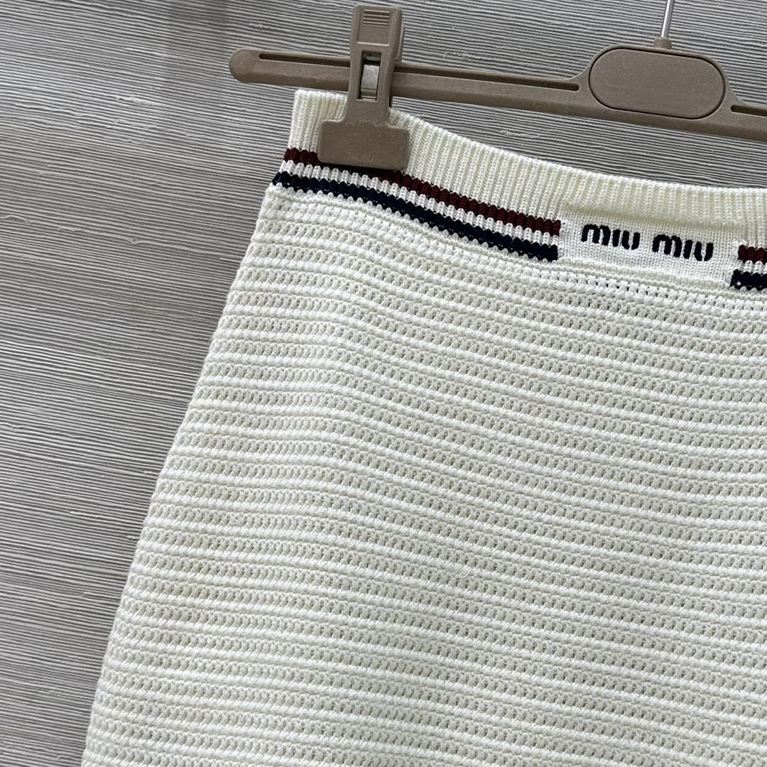 MIU25SS striped knit half skirt