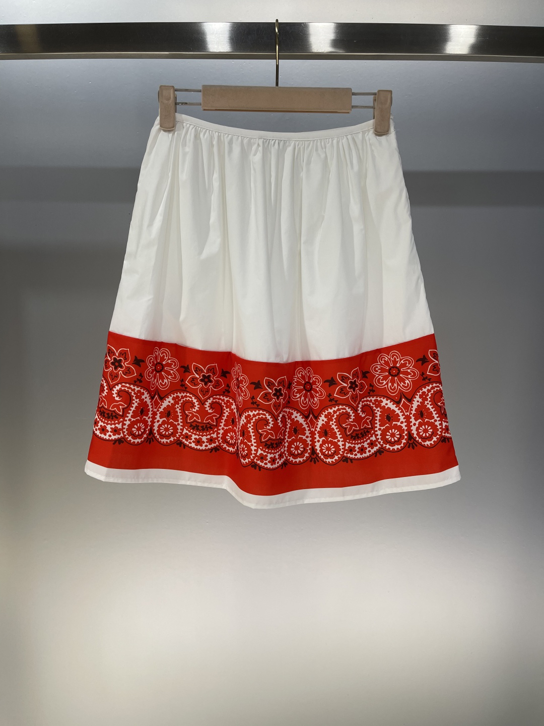 MIU25SS Printed Colorblocked Cotton Half Skirt