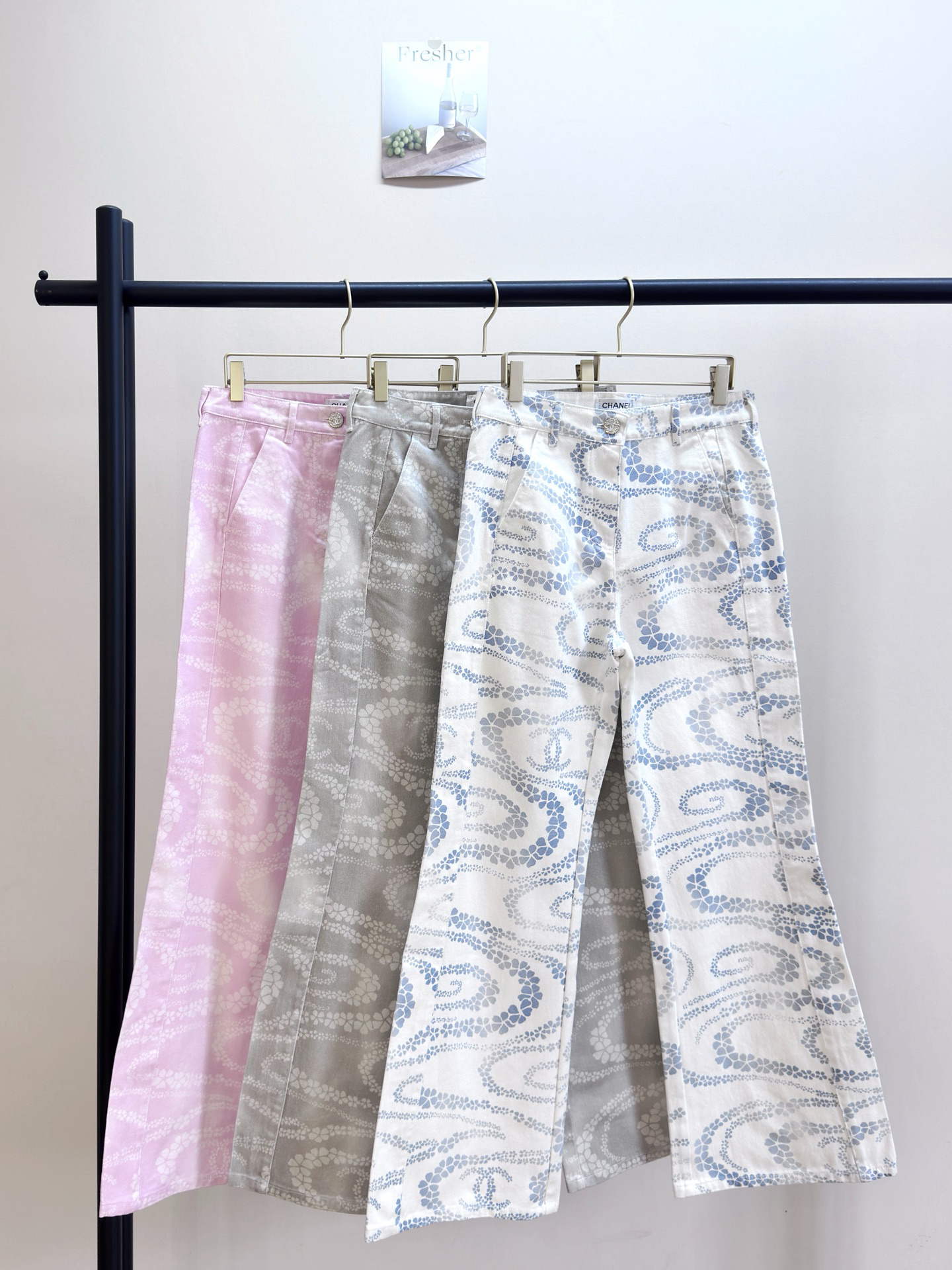 CHANE25SS printed denim micro trousers