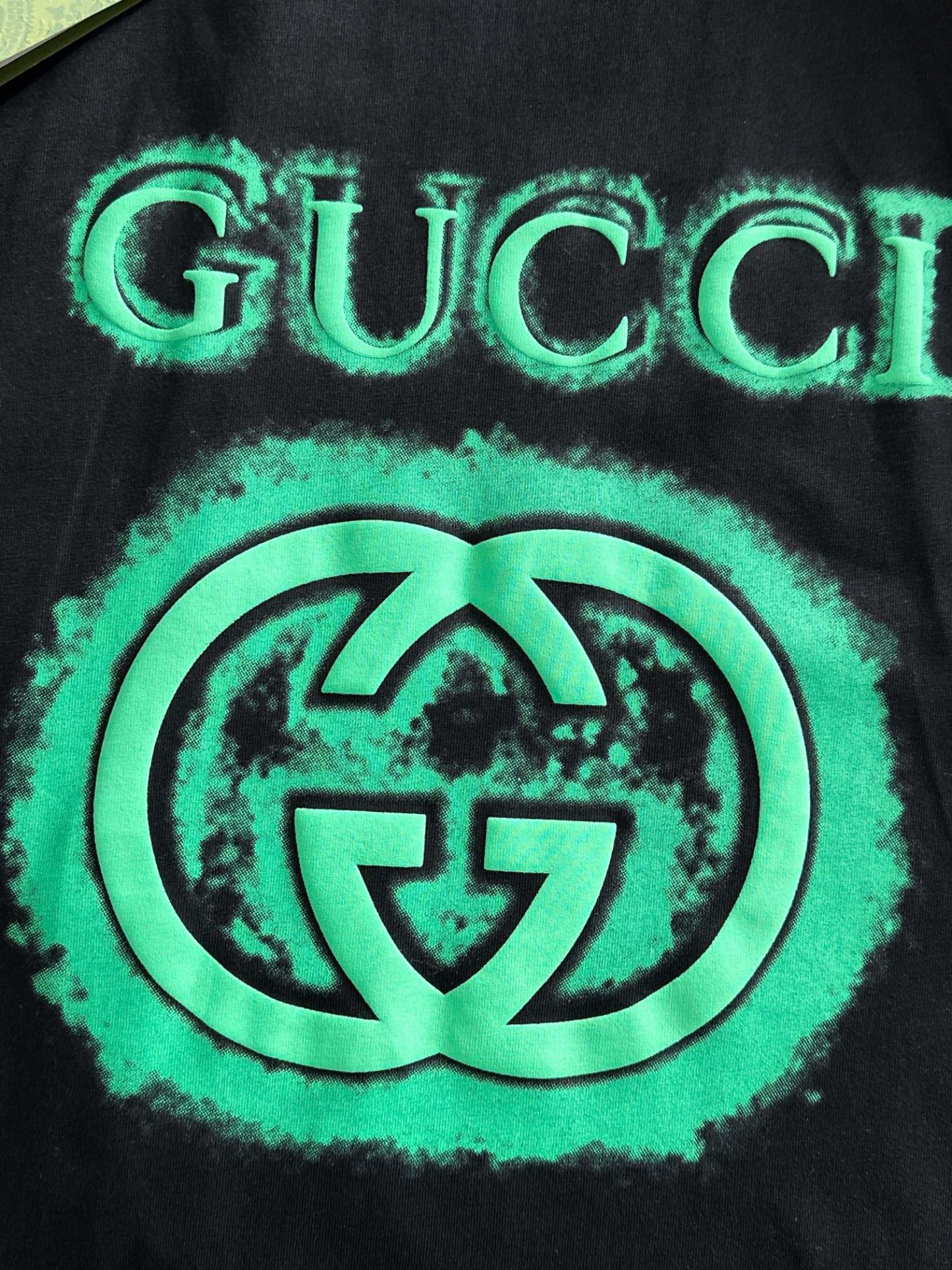 GG Fluorescent Double C Large Logo Short sleeved T-shirt