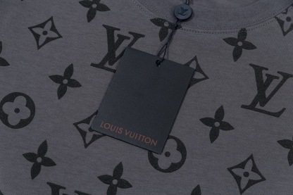 1V Full printed presbyopia short sleeved T-shirt