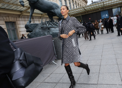 1V Vintage leather collar long windbreaker