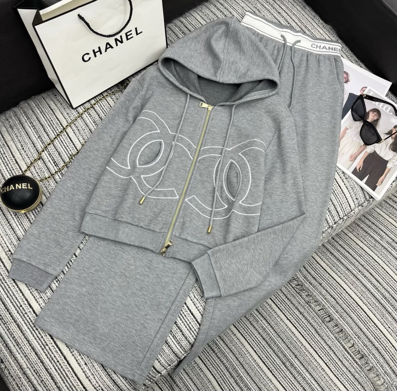 XX Big LOGO Three Color Hooded Sports Set