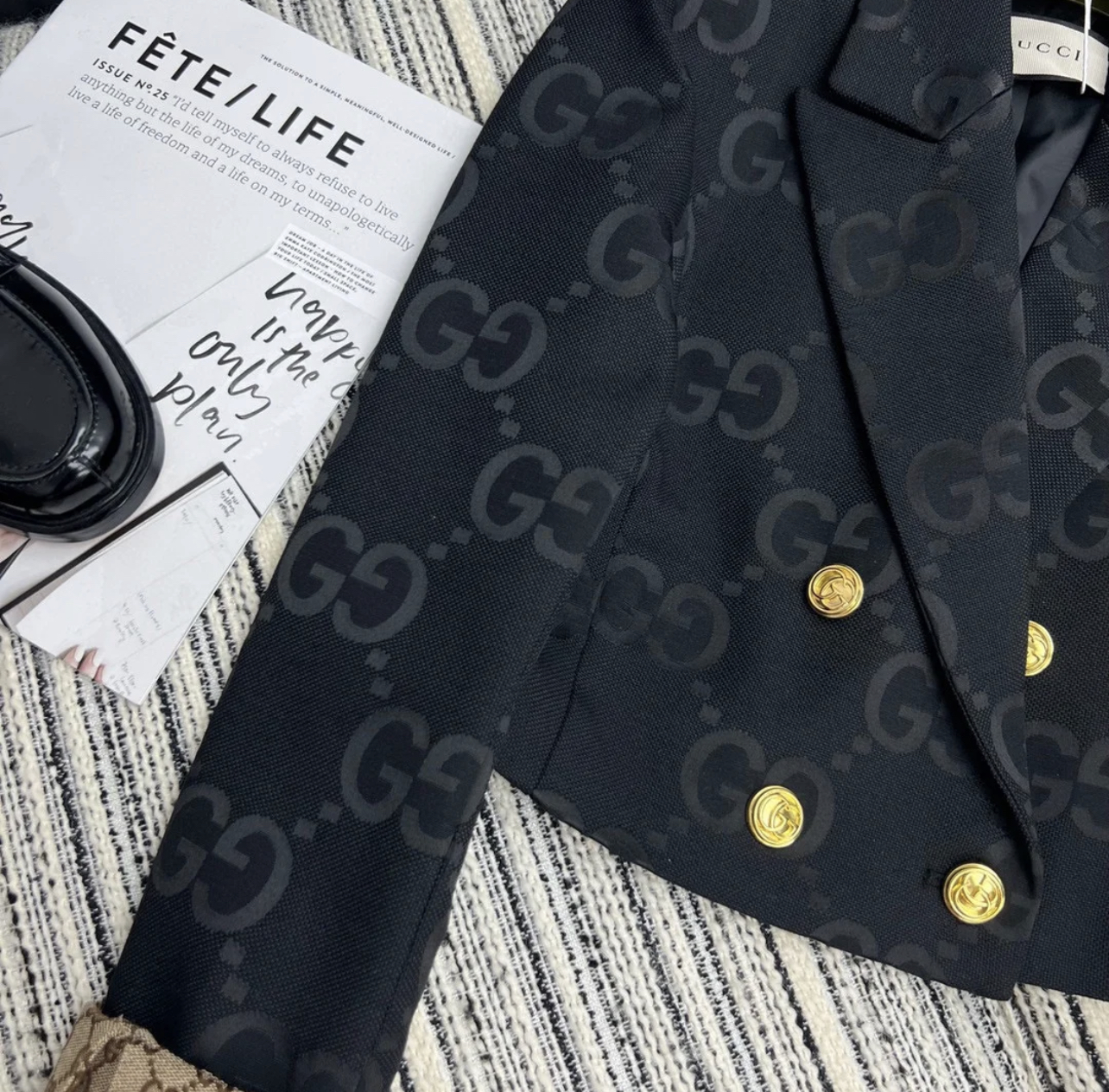 GG Splicing cuff short suit