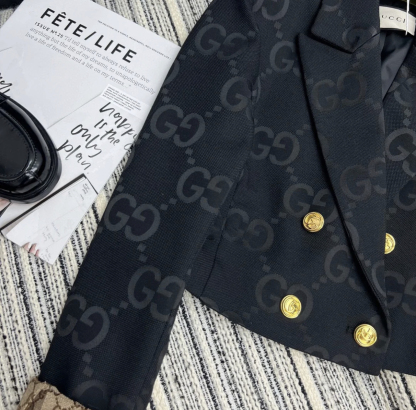 GG Splicing cuff short suit