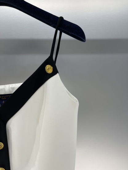 1V V-neck color blocked sling