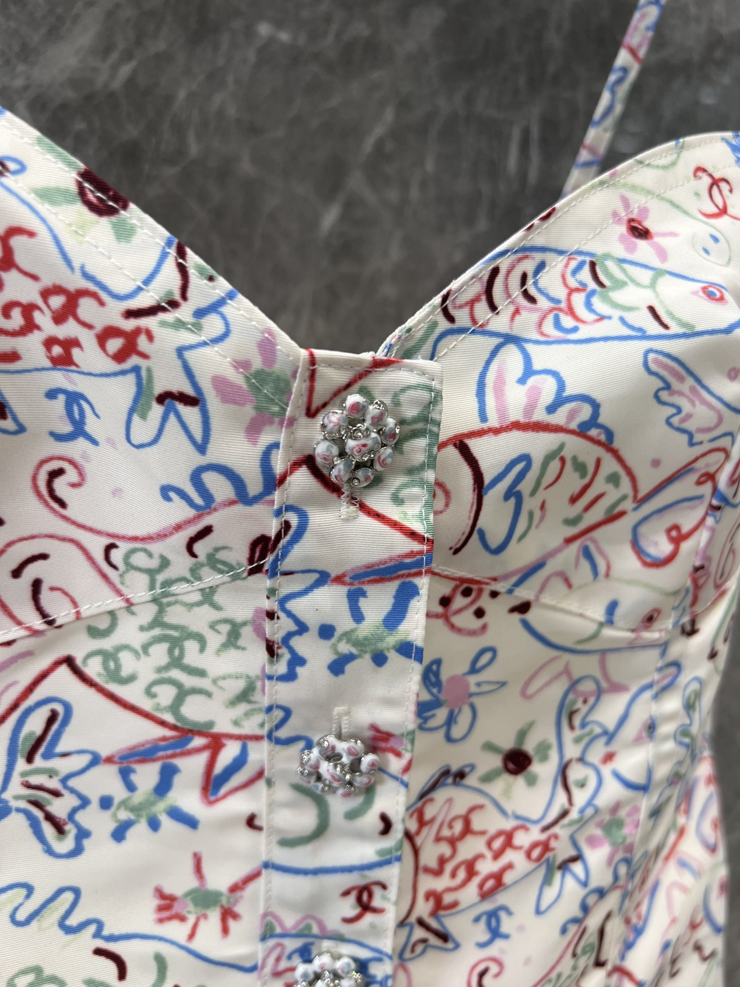 XX Full printed graffiti camisole