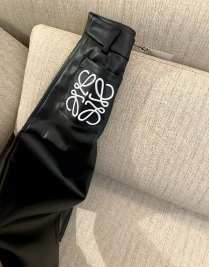 LEW Big logo long leather pants