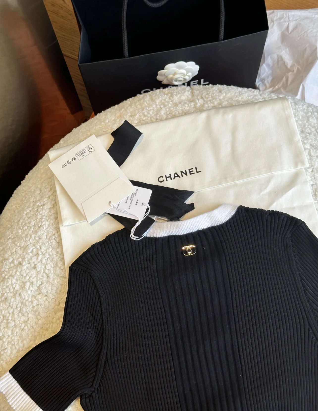 XX Hollow knit short sleeves