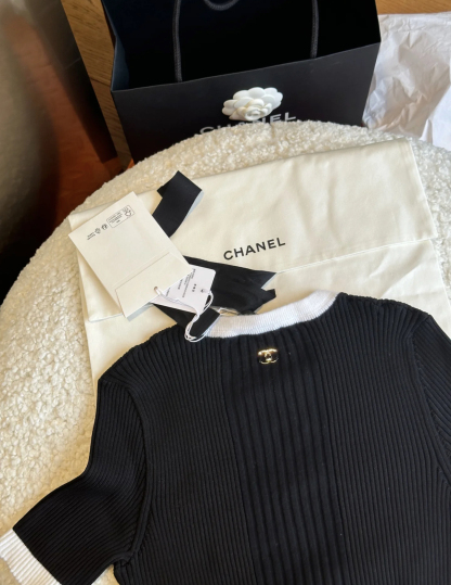 XX Hollow knit short sleeves