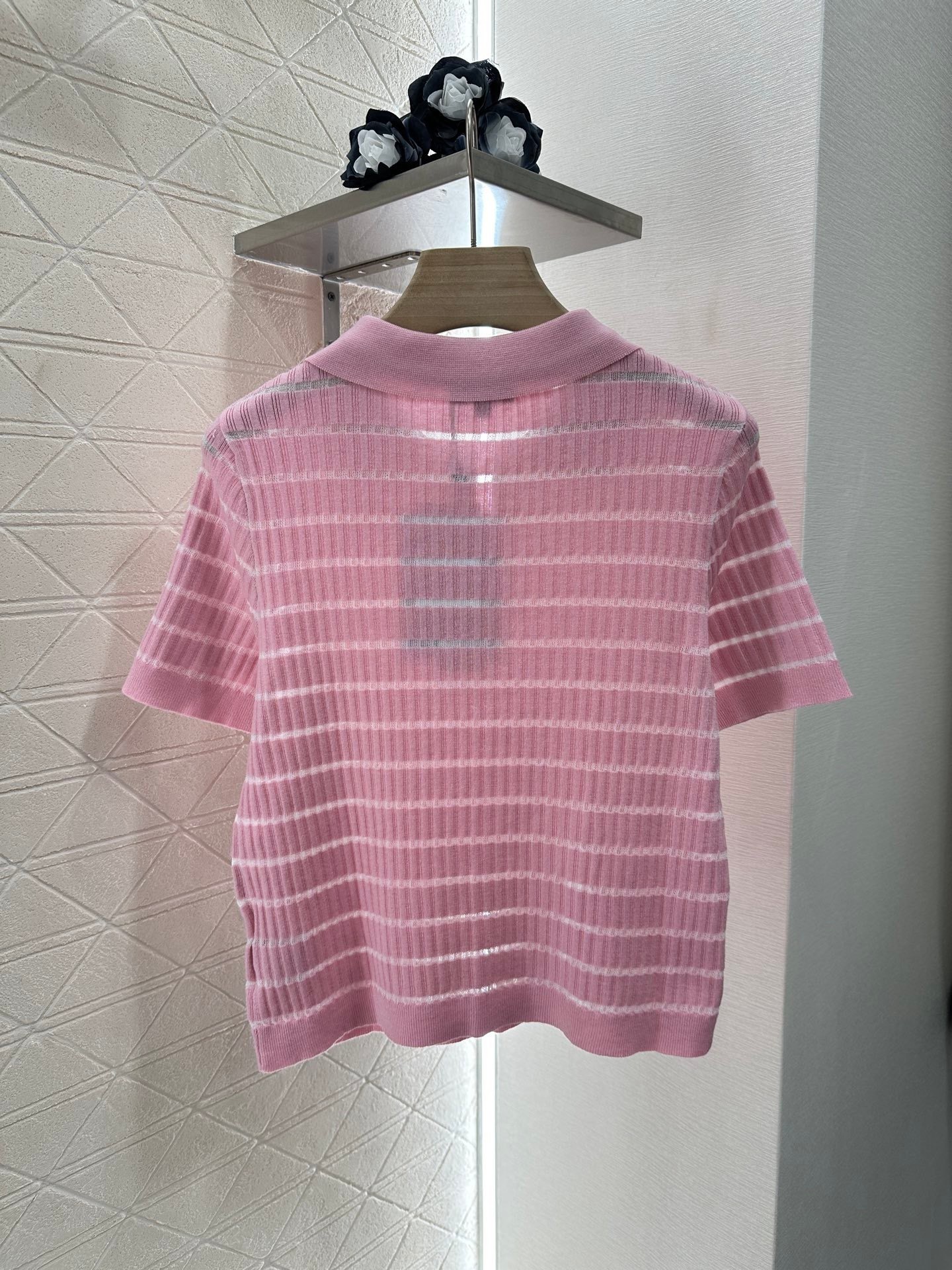 CHAN 25SS Hollow striped knitted short sleeved shirt