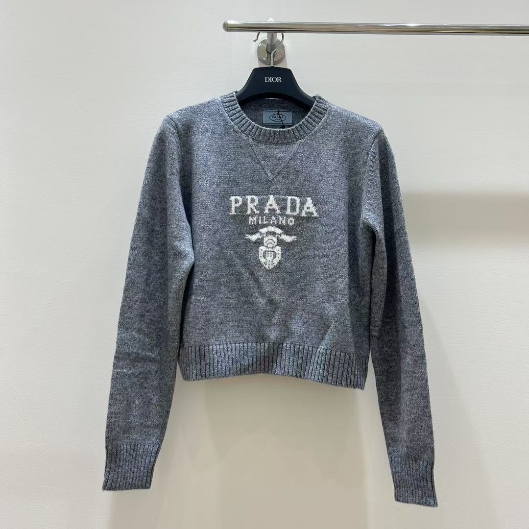 PRD Lettering Logo Pullover