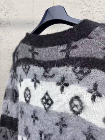 25SS 1VMohair cardigan