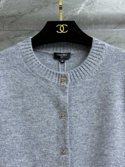 CC Exquisite button knit cardigan