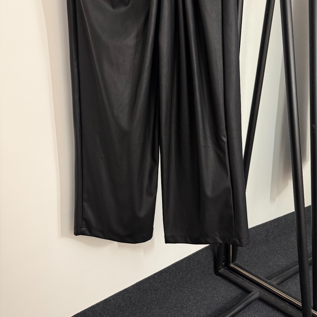 LEW 2025SS Pleated leather pants