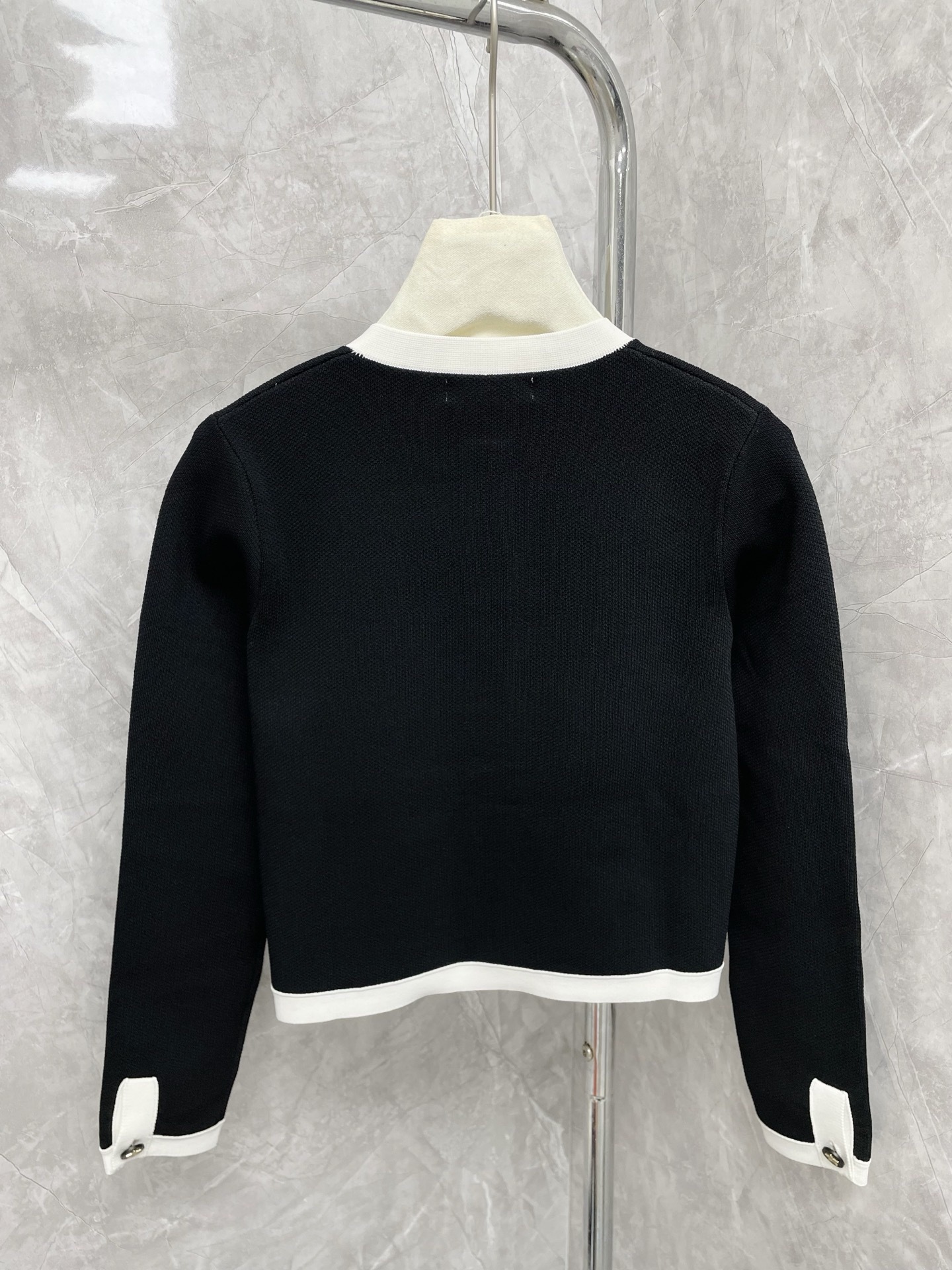 DI 2025SS Color blocked pocket knit sweater