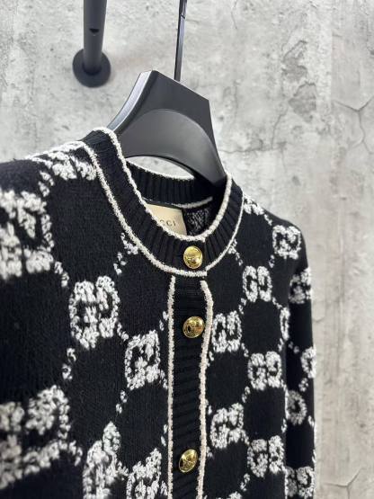 GG Round neck double G letter thick wool cardigan