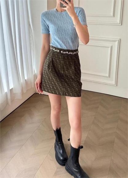 FEND25SS Embossed Letter Logo Knit Top