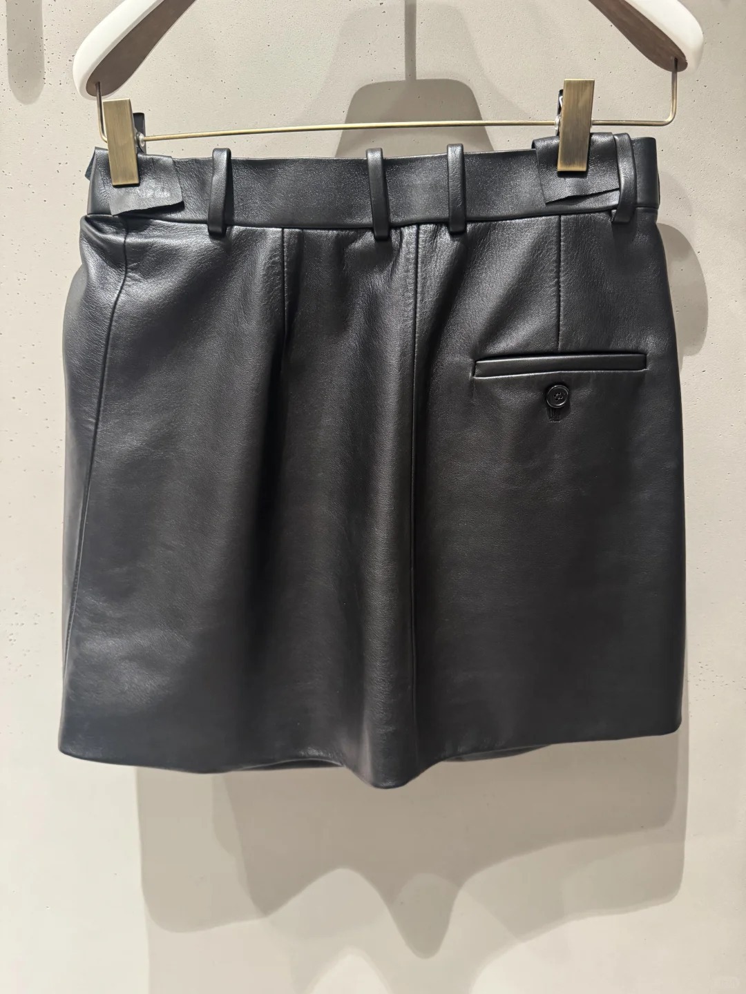 LOE Pleated High Waist Skinny Half Skirt