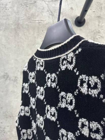 GG Round neck double G letter thick wool cardigan