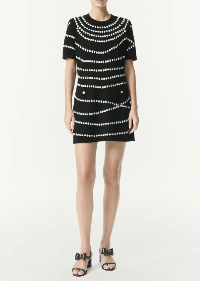 CHANE25SS Polka Dot Short Sleeve Knit Dress