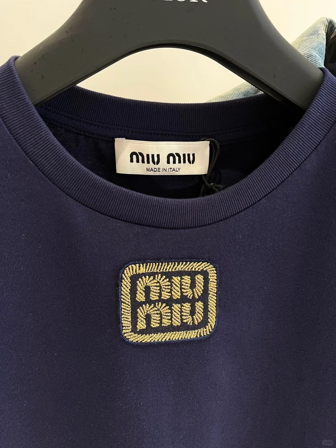 MIU25SS round neck minimalist logo T-shirt