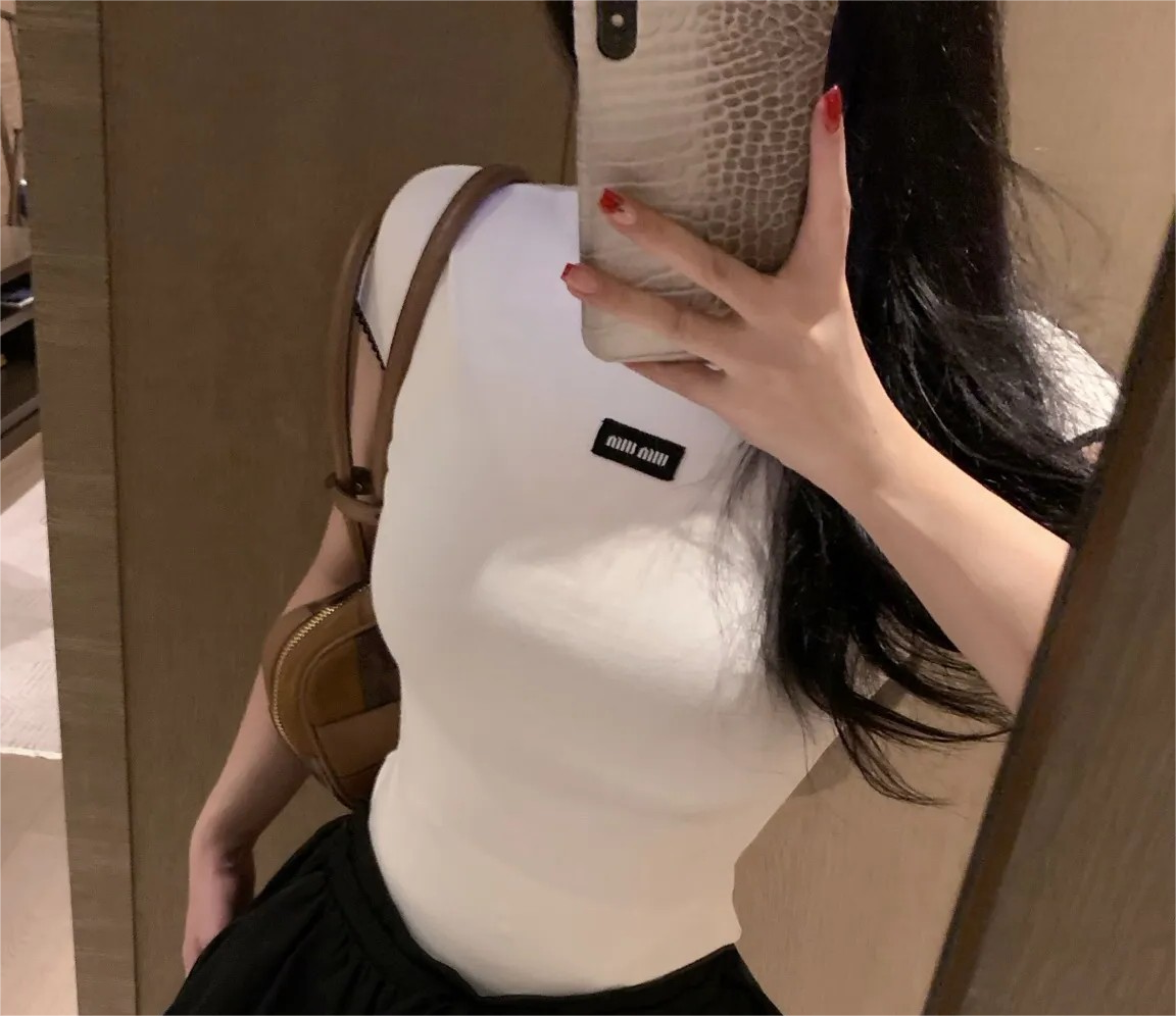 MIU Simple Versatile Top T-Shirt