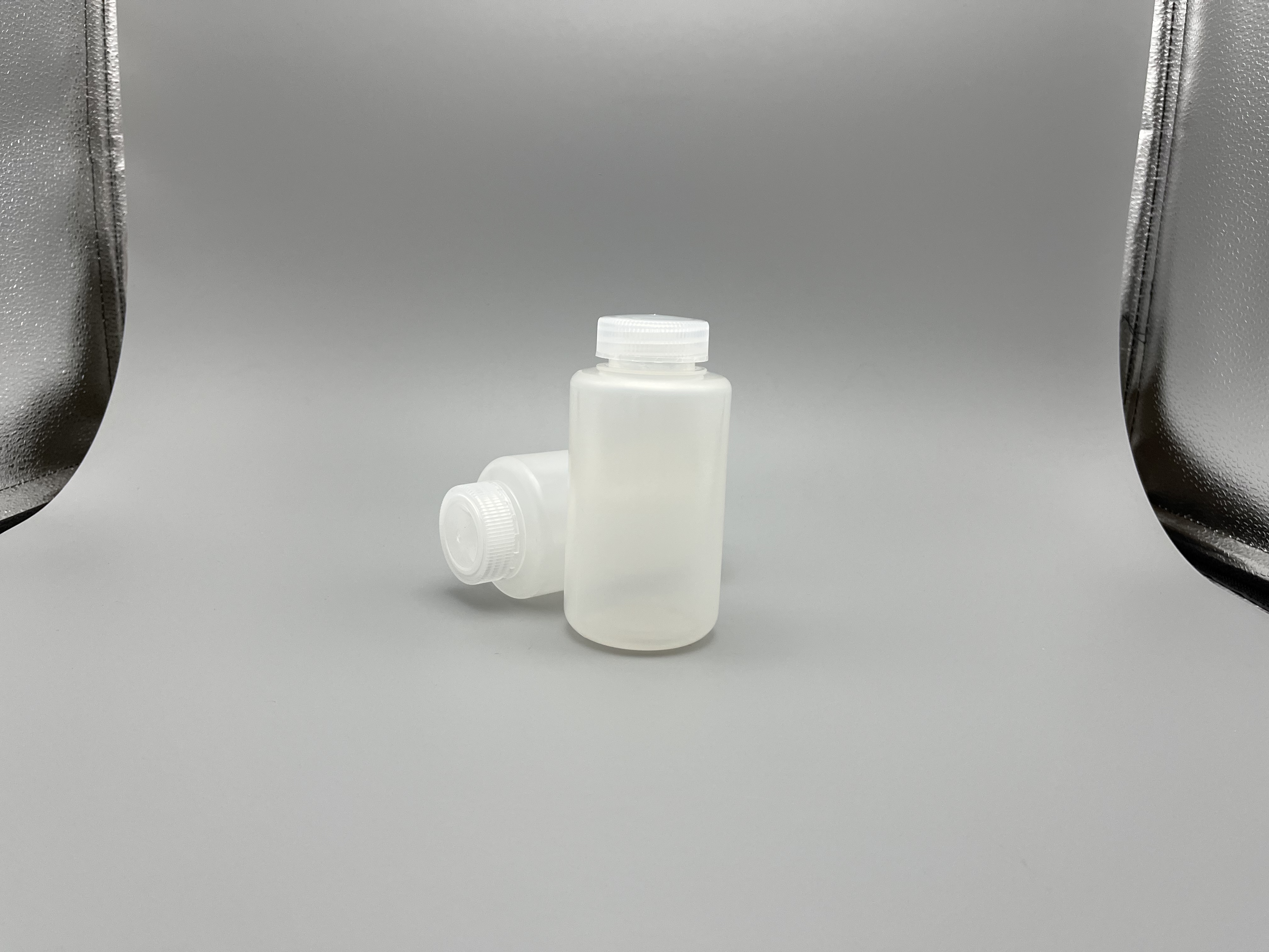 61x122.7mm in Size 250ml High-Speed Centrifgal Bottle-乐朴医疗