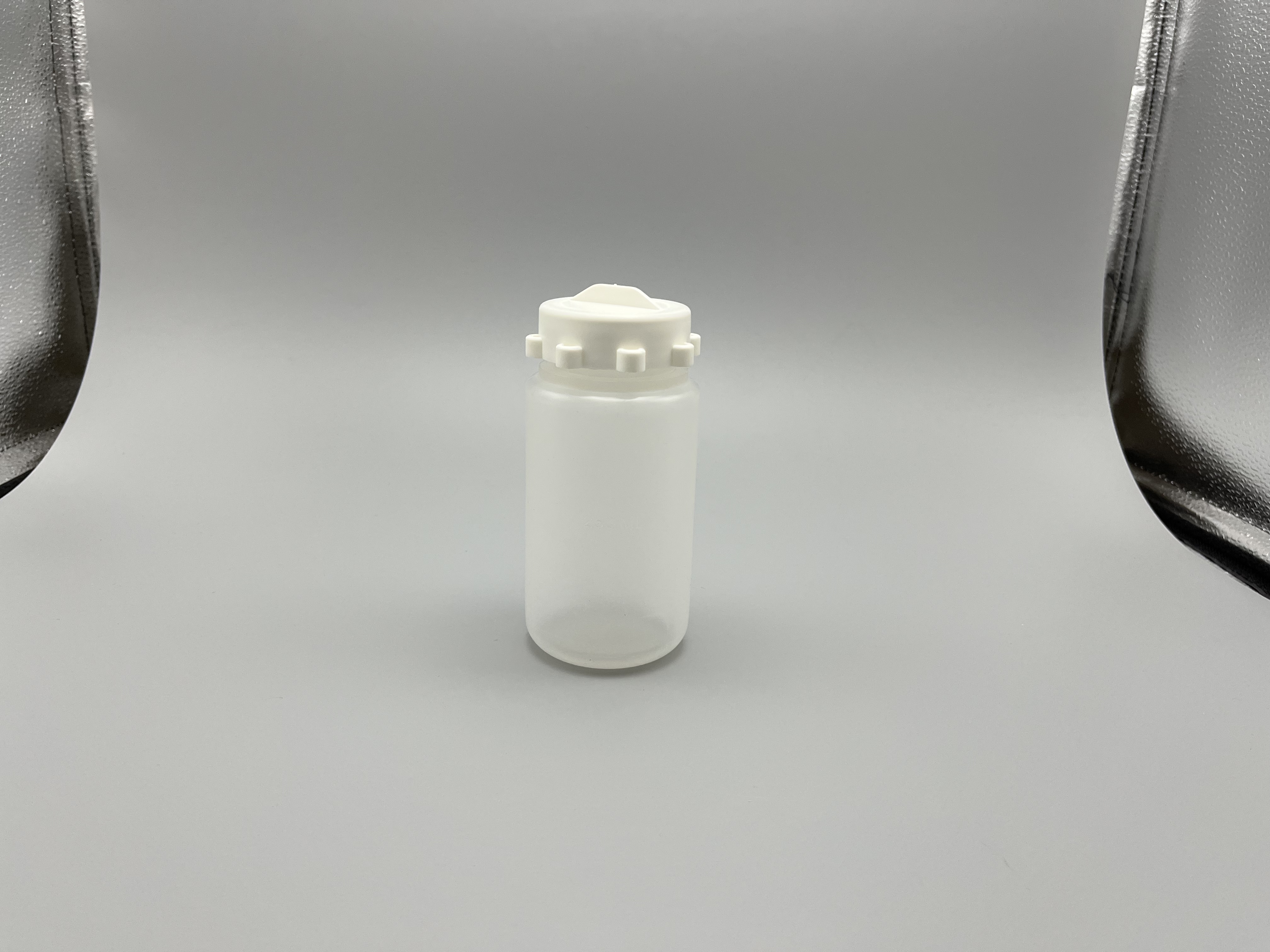 61.5x126mm in Size 250ml High-Speed Centrifgal Bottle-乐朴医疗