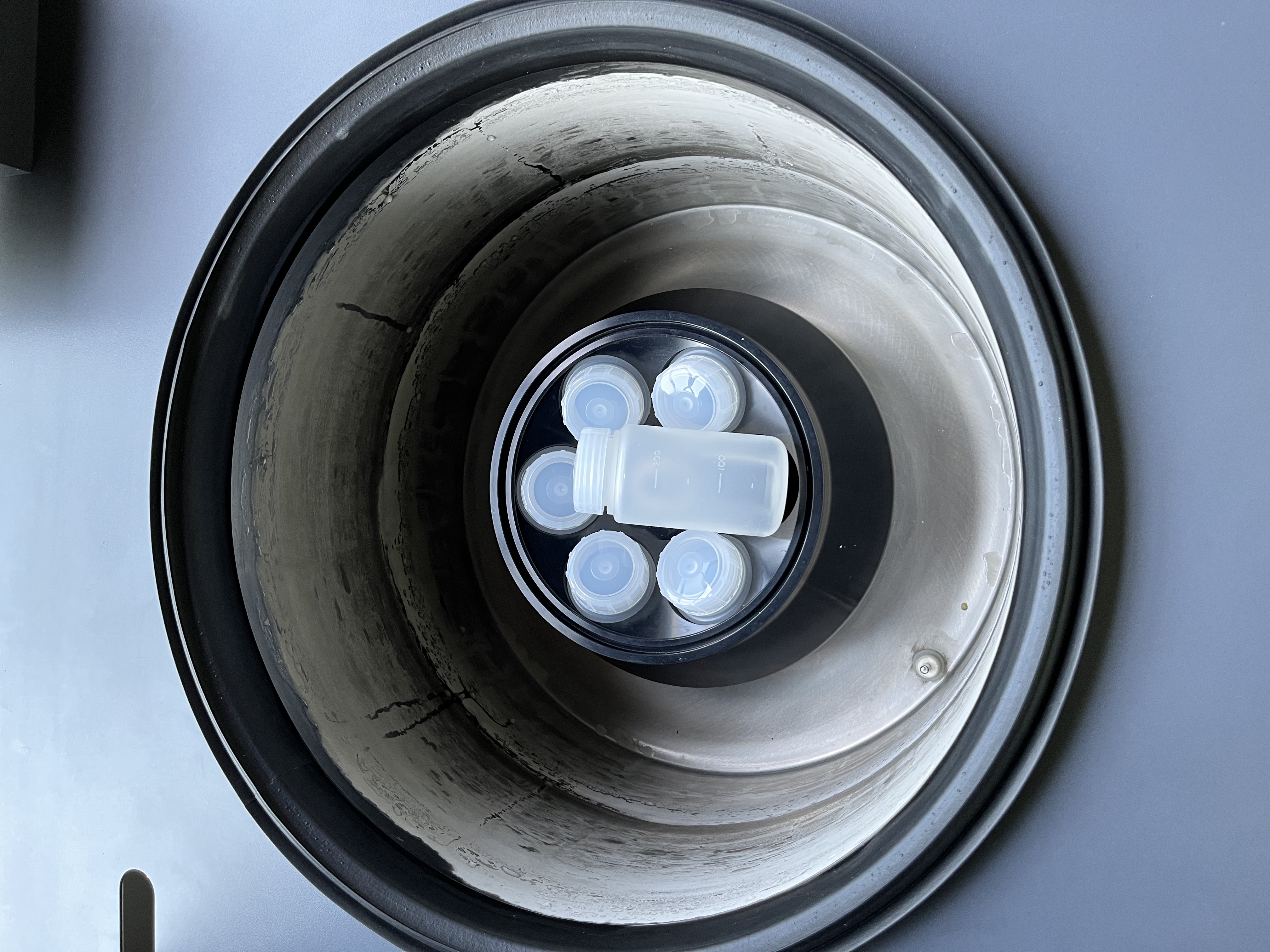 61.5x123mm in Size 250ml High-Speed Centrifgal Bottle-乐朴医疗