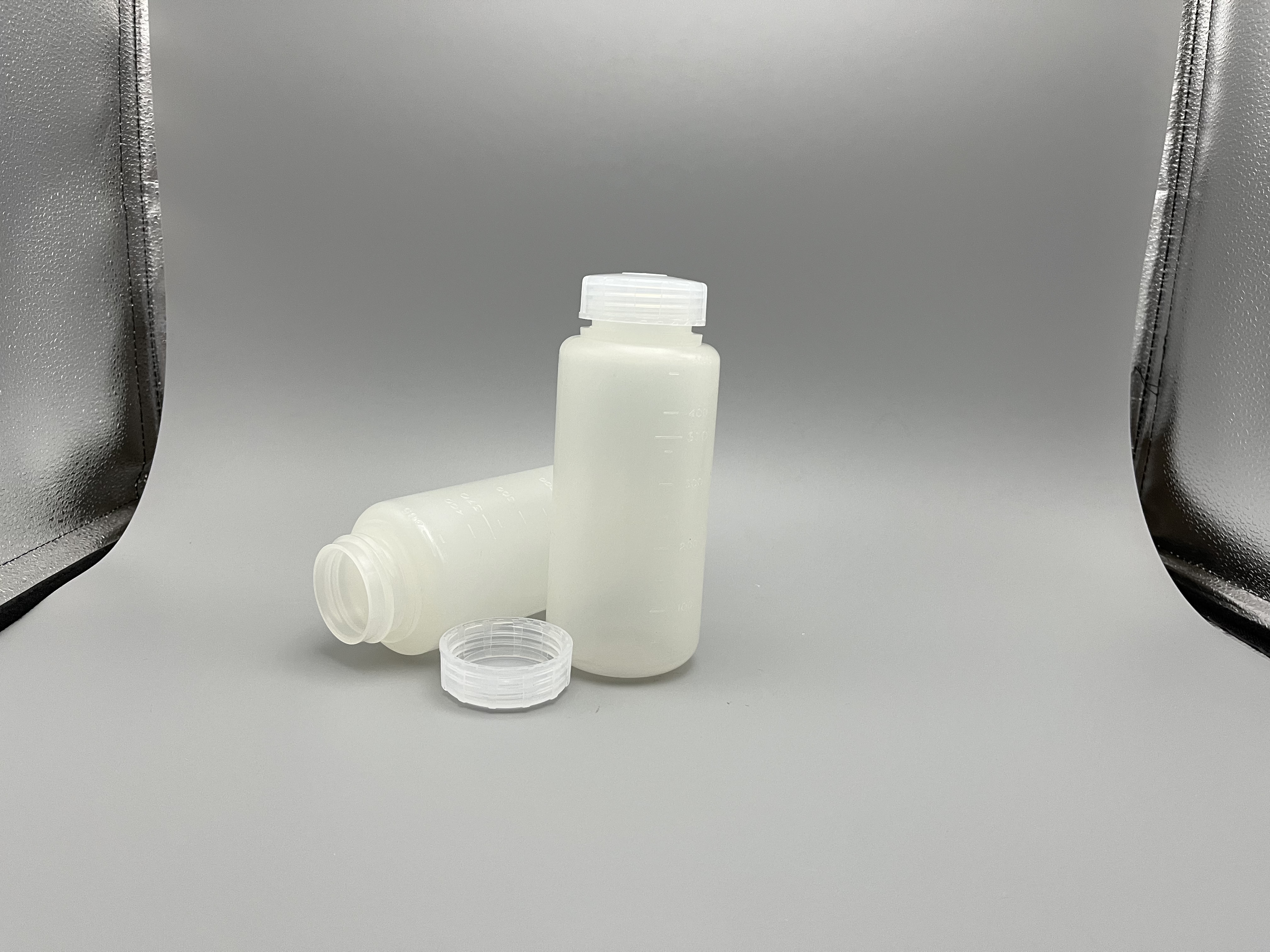 69x167mm in Size 500ml High-Speed Centrifgal Bottle-乐朴医疗