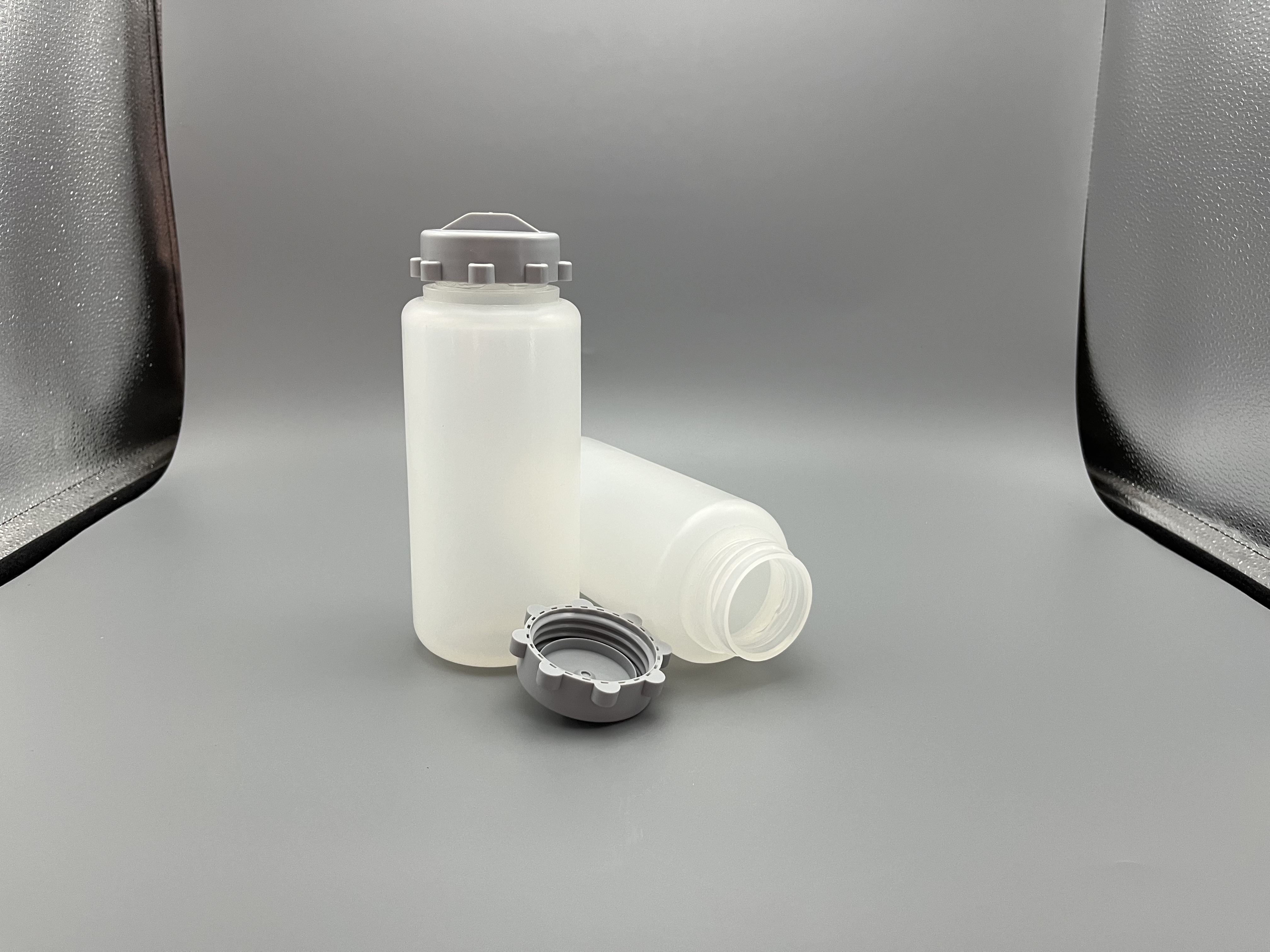 69.5x175mm in Size 500ml High-Speed Centrifgal Bottle-乐朴医疗