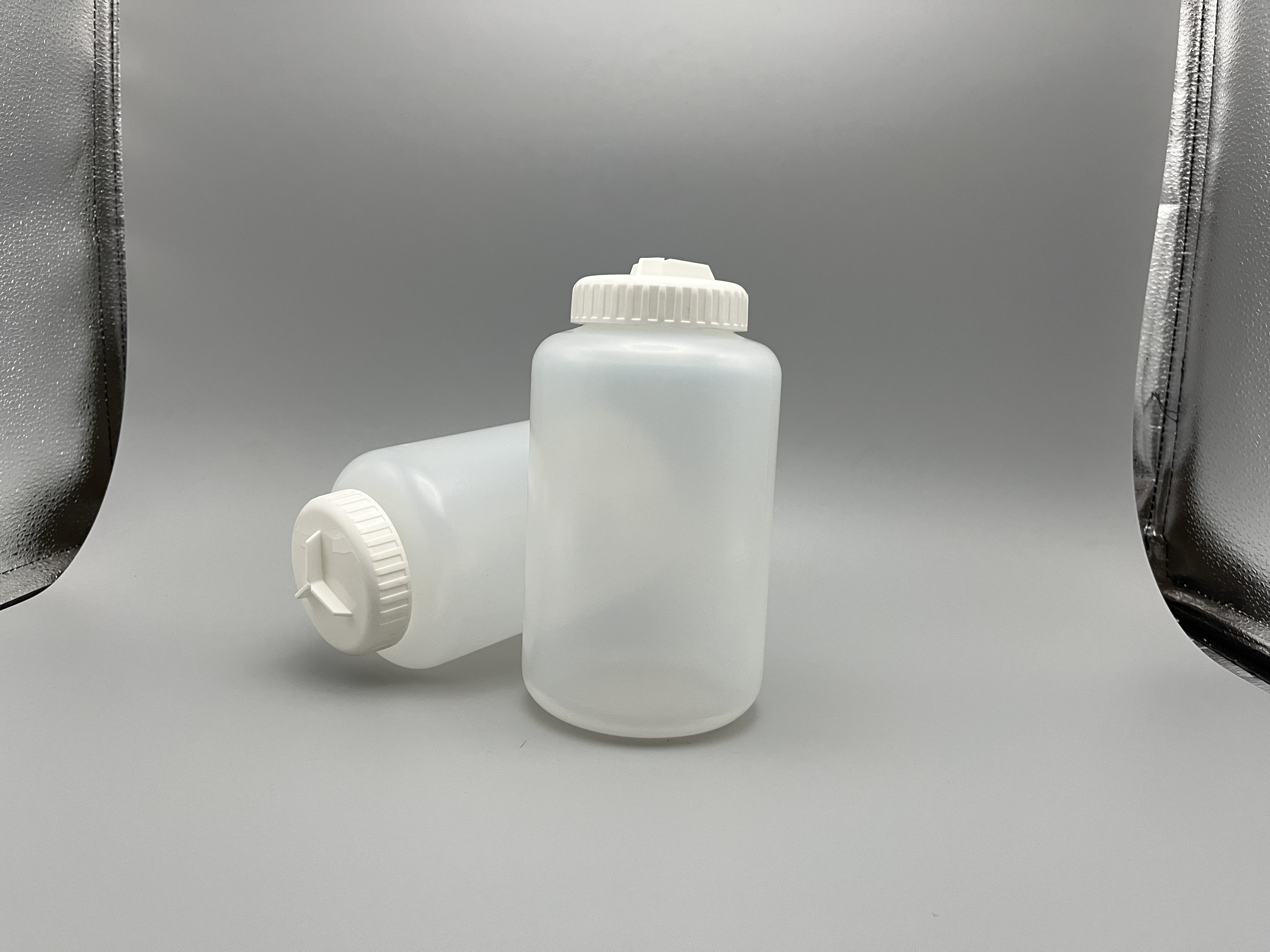 97.7x179mm in Size 1000ml Low-Speed Centrifgal Bottle-乐朴医疗