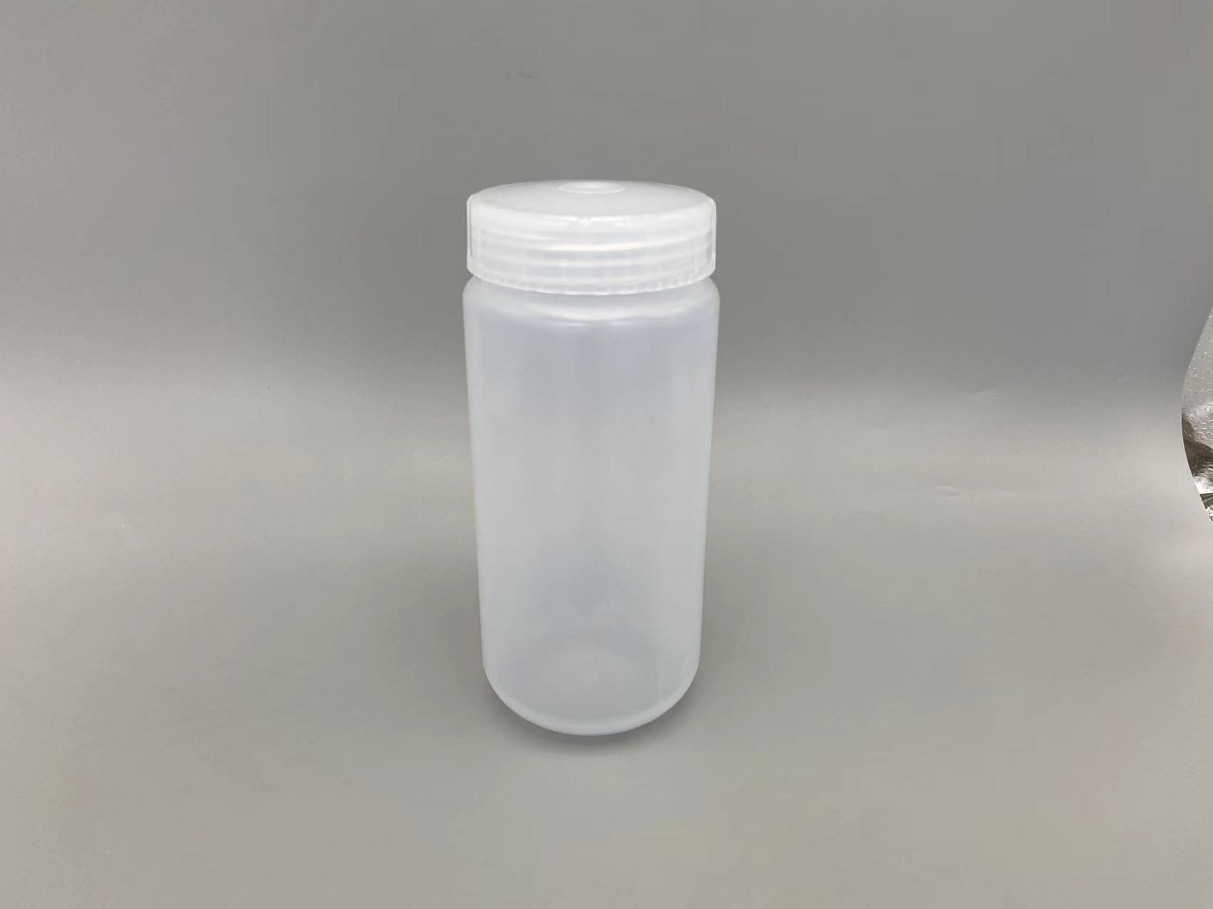 73.5x169.5mm in Size 500ml High-Speed Centrifgal Bottle-乐朴医疗