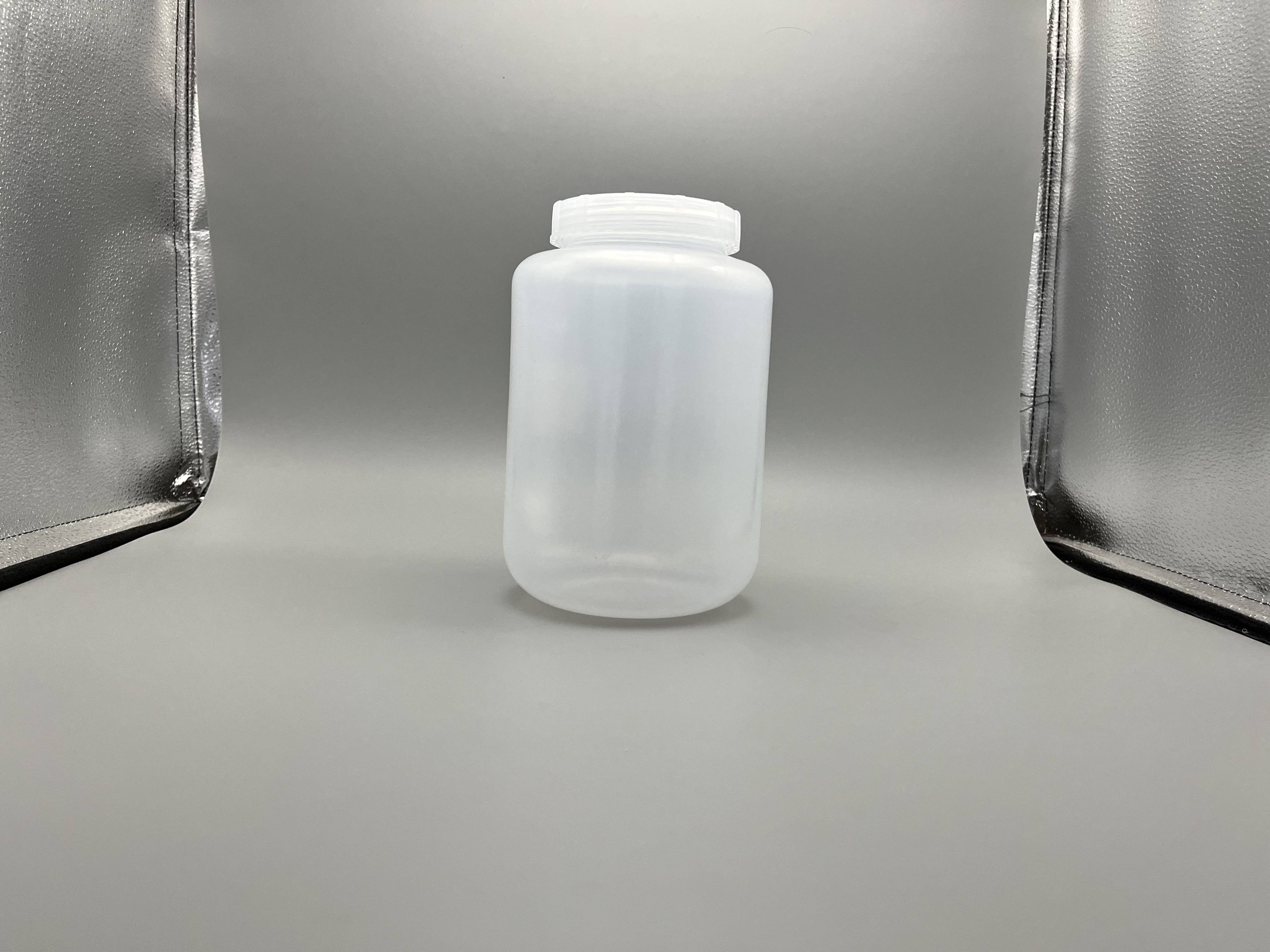 130x196mm in Size 2000ml Centrifgal Bottle-乐朴医疗