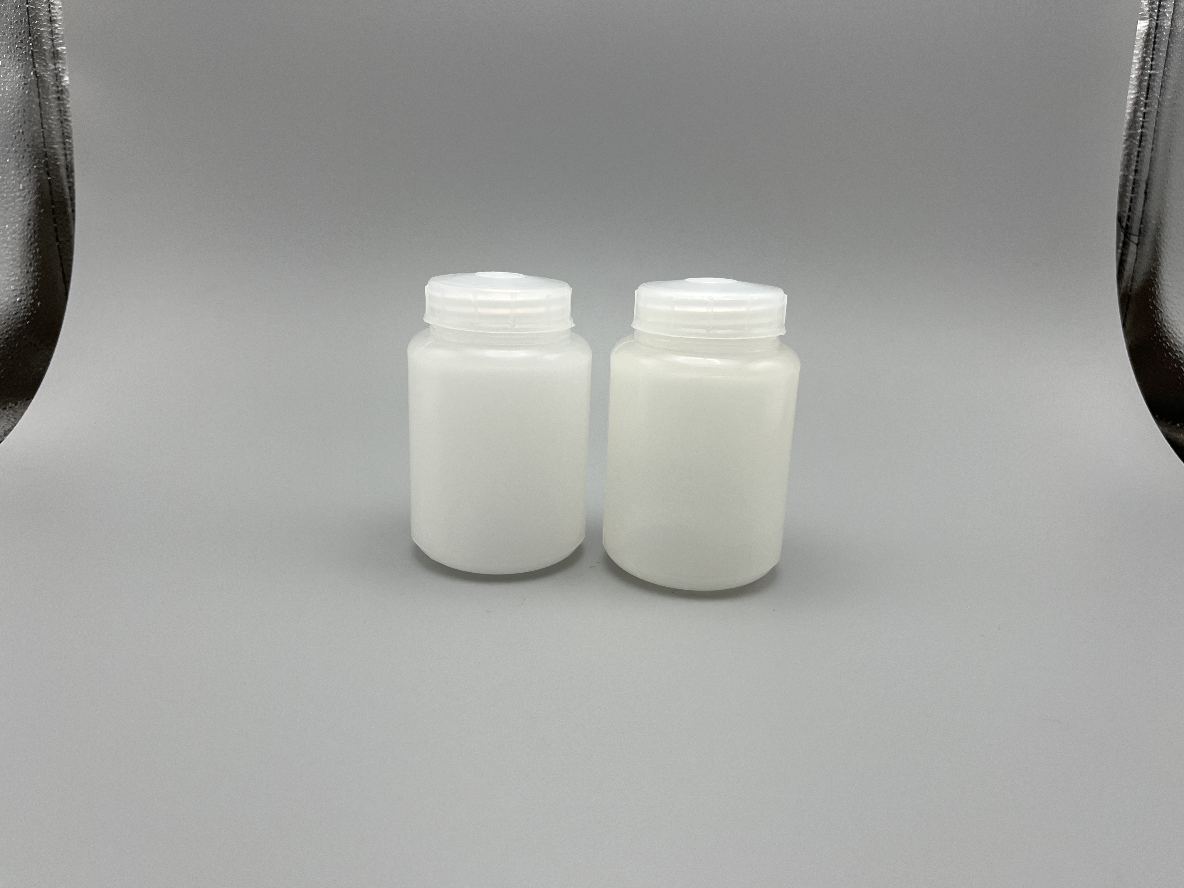 67.5x108mm in Size 250ml Low-Speed Centrifgal Bottle-乐朴医疗