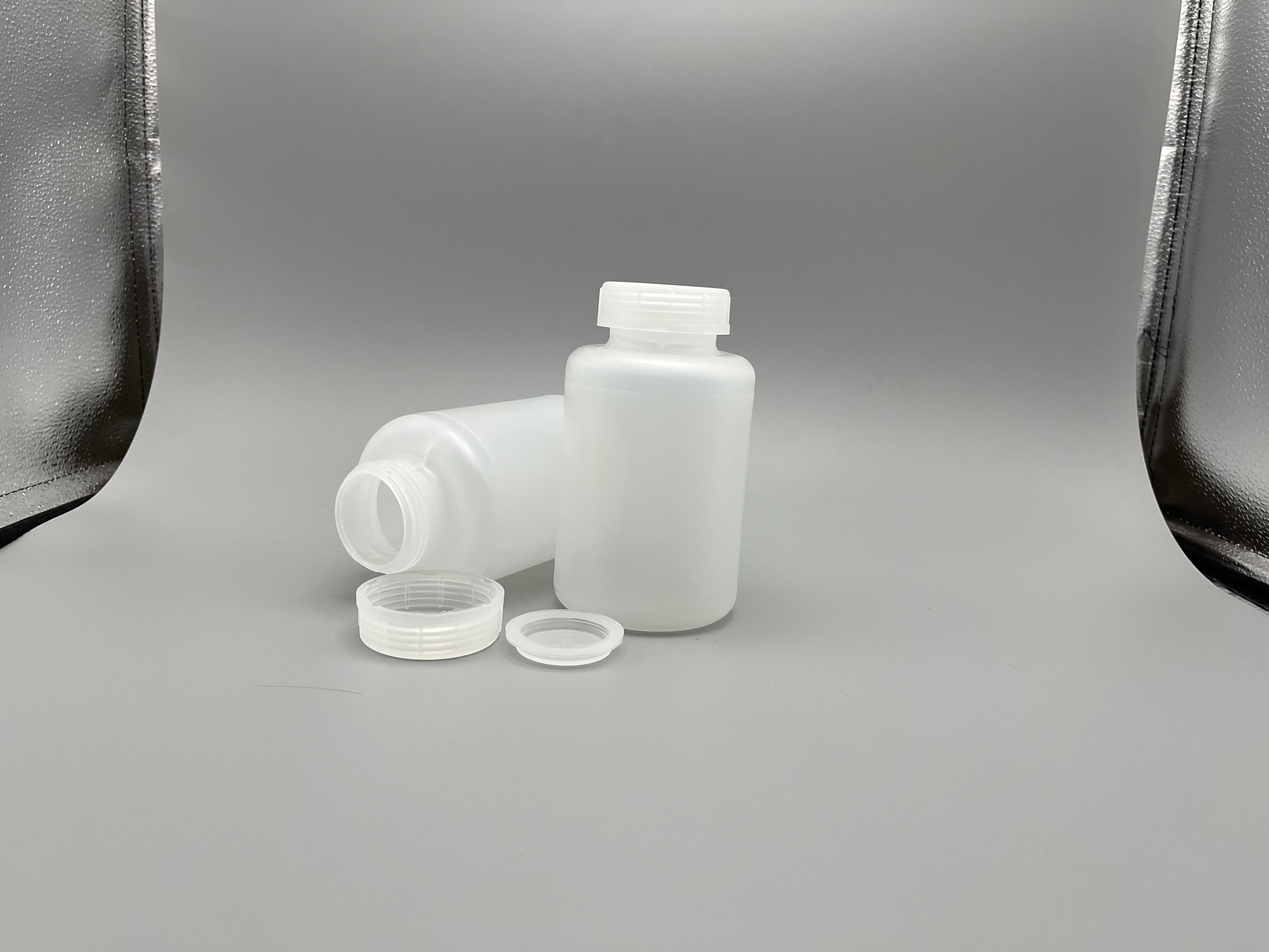 79x137mm in Size 500ml Low-Speed Centrifgal Bottle-乐朴医疗