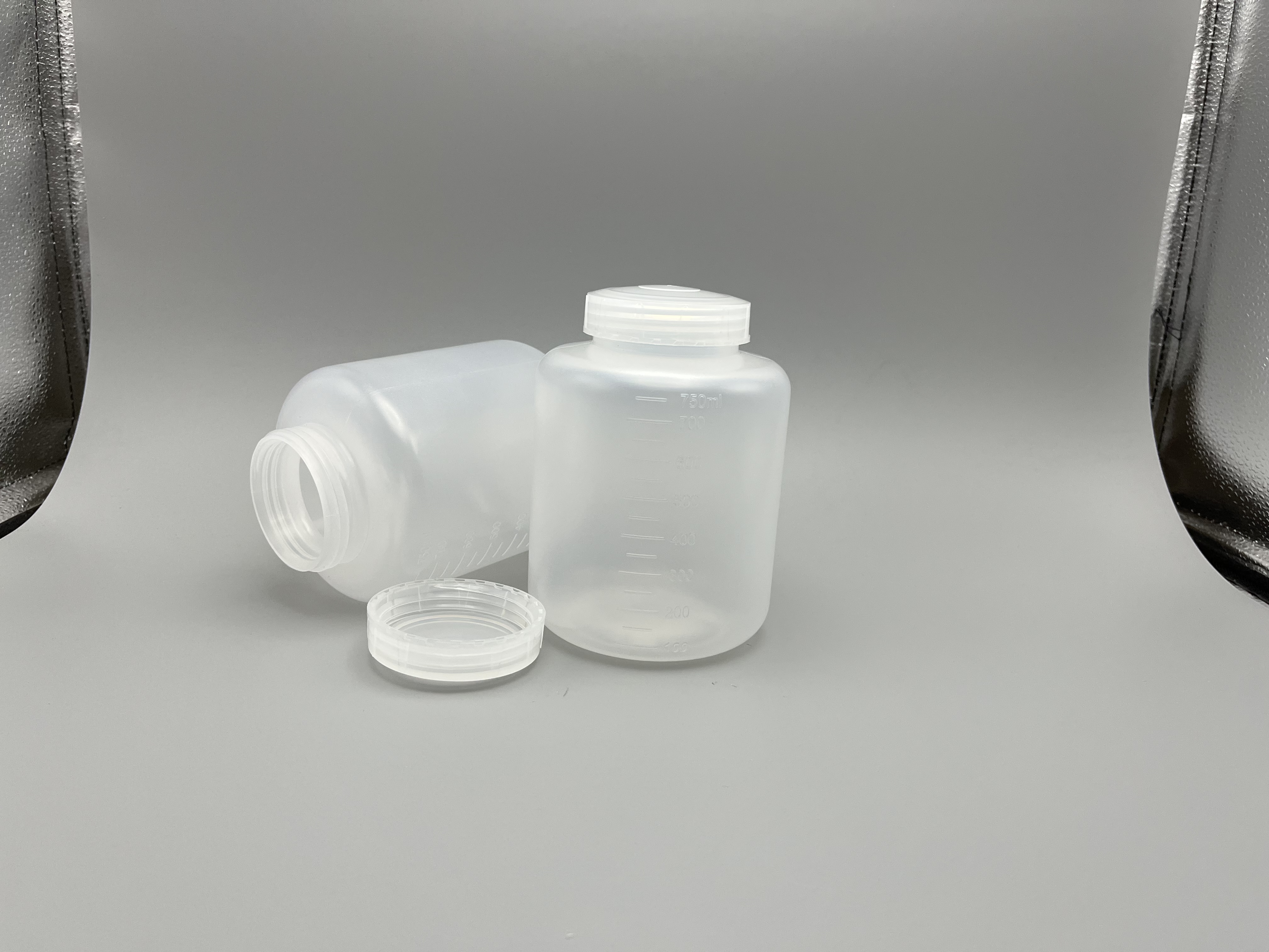 99x137mm in Size 750ml Low-Speed Centrifgal Bottle-乐朴医疗