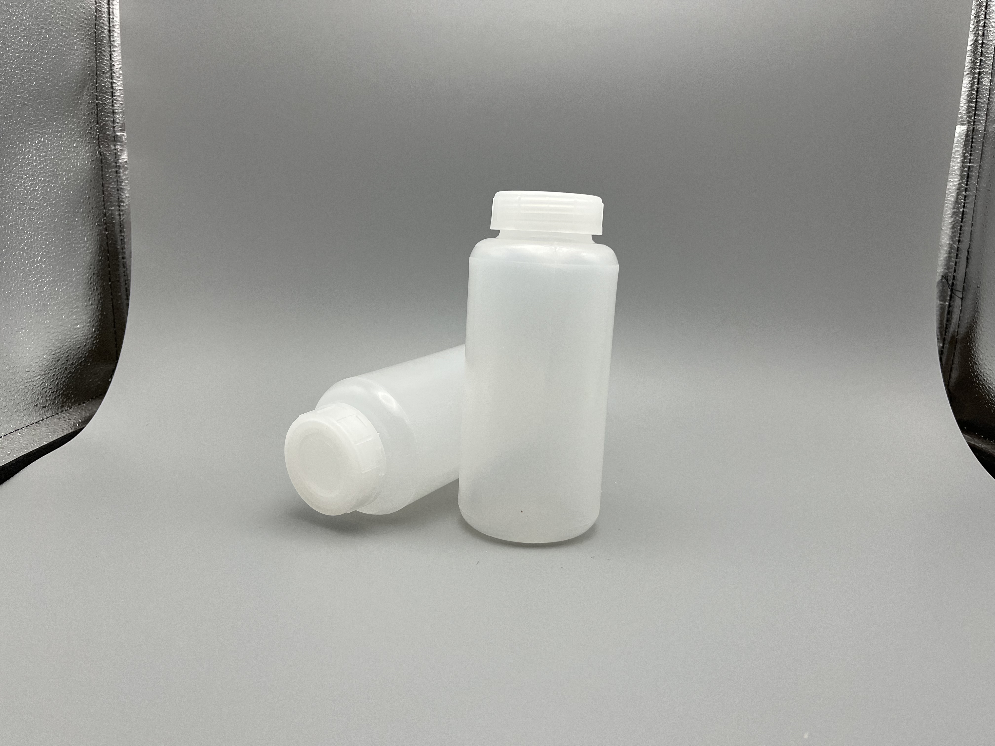 69x167mm in Size 500ml High-Speed Centrifgal Bottle-乐朴医疗
