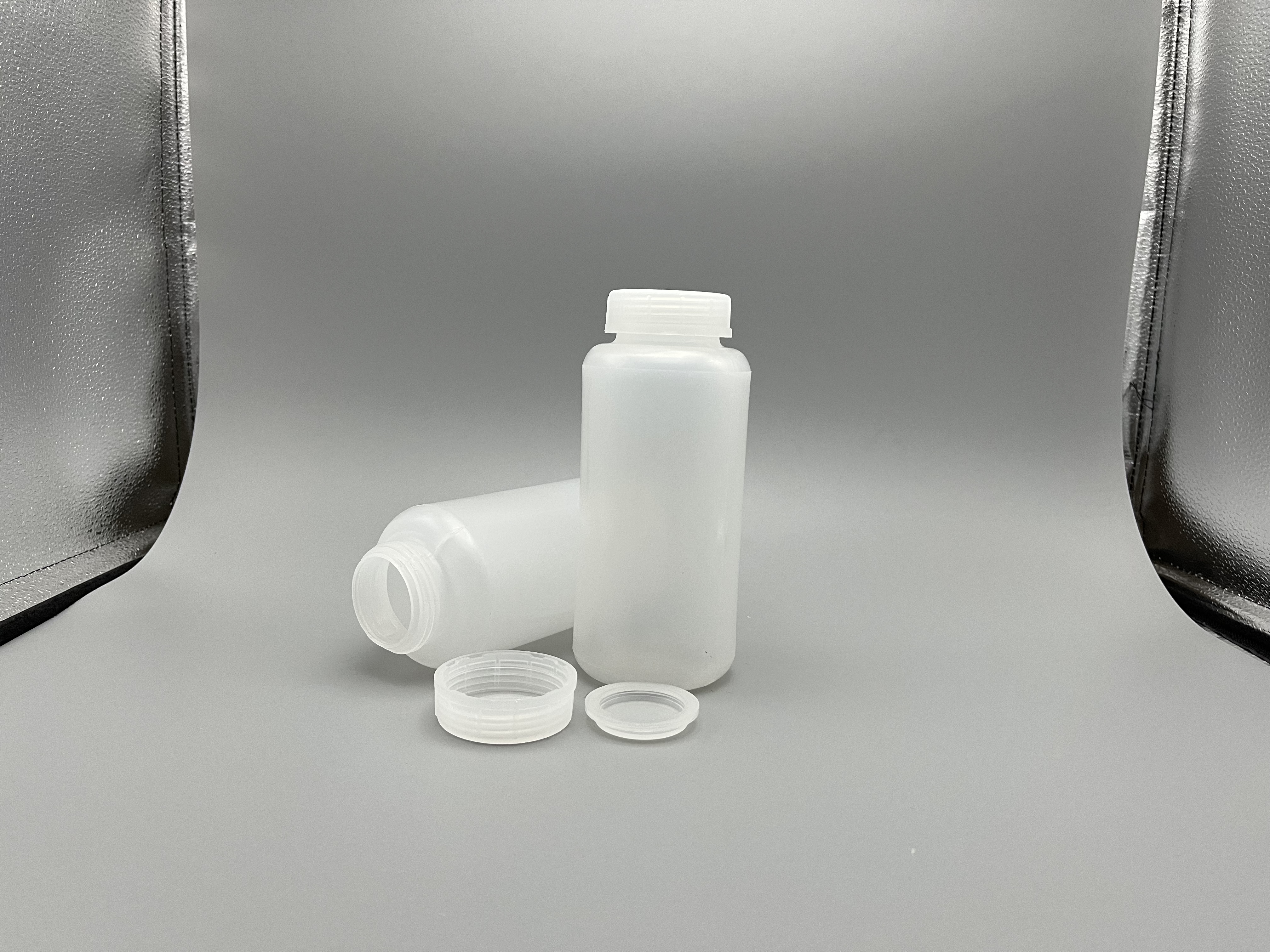 69x167mm in Size 500ml High-Speed Centrifgal Bottle-乐朴医疗