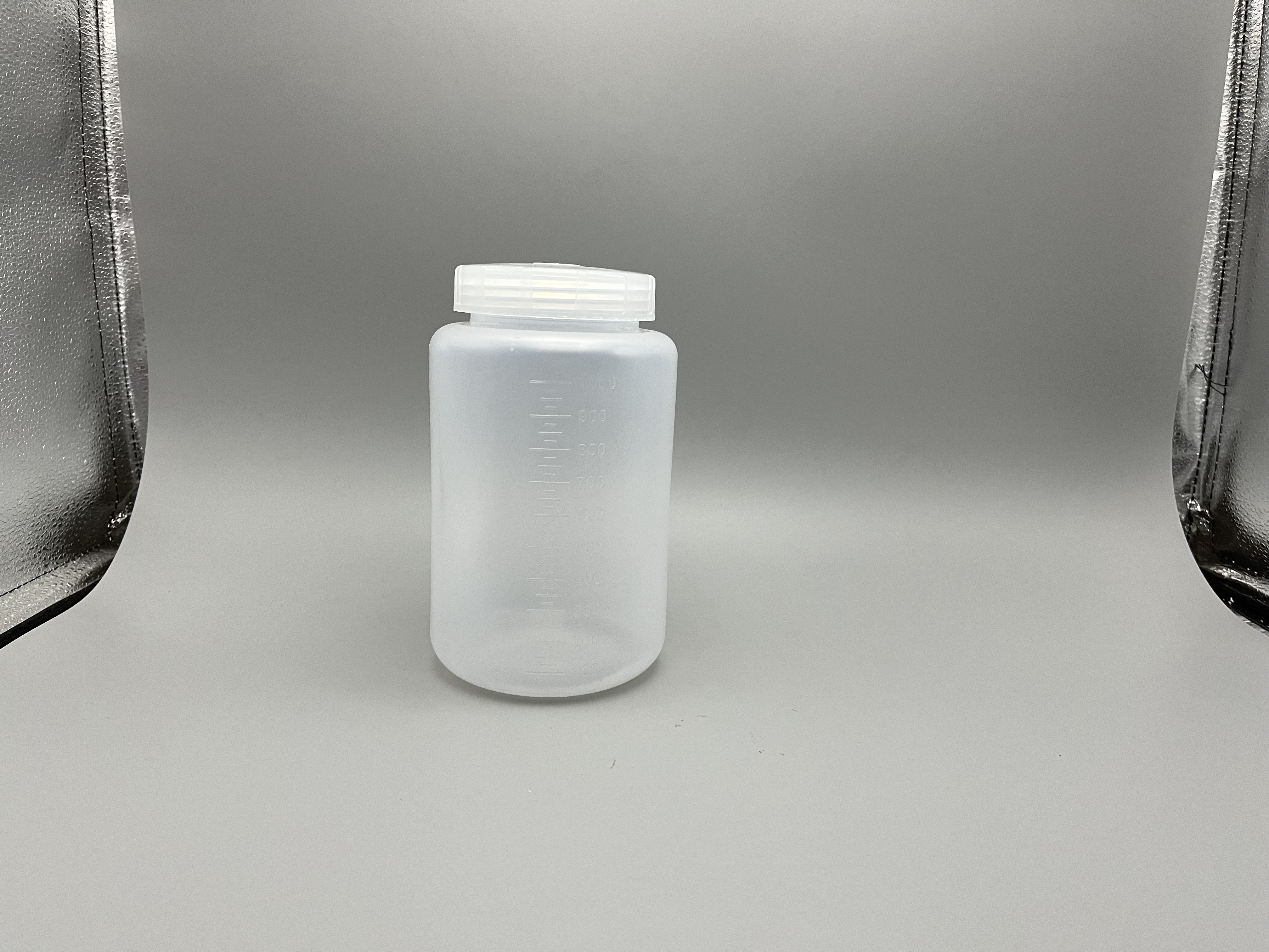 104x172mm in Size 1000ml Low-Speed Centrifgal Bottle-乐朴医疗